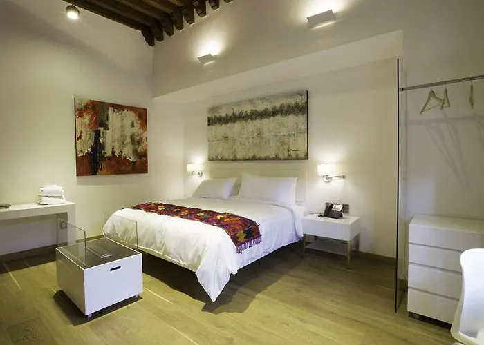 Domingo Santo Boutique (adults Only)